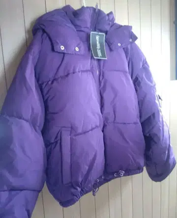 미사용 새상품 스마트폰 포켓 보라색 퍼플 다운 자켓 L 사이즈