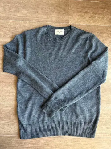 UNITED ARROWS 그레이 크루넥 스웨터