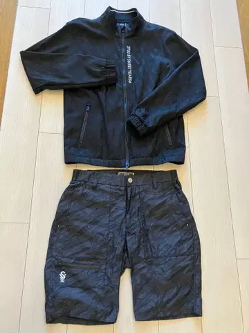 SY32 자켓과 팬츠 셋업 시착만 한 상품 거의 미사용품