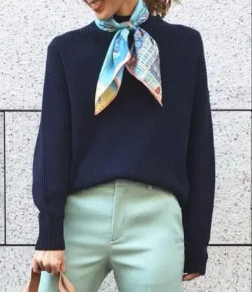 UNITED ARROWS 네이비 스웨터 프리 사이즈