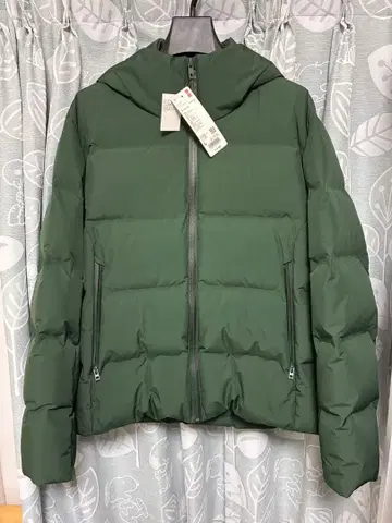 미사용 새상품 유니클로 심리스 다운 파카