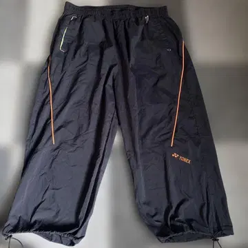 YONEX 블랙 숏팬츠 XO 사이즈