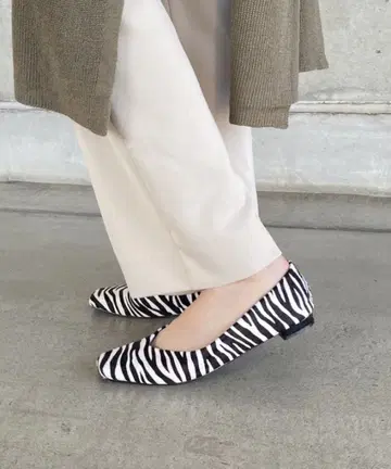 CAPRICIEUX LE'MAGE 송치 펌프스