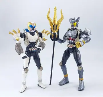 장착변신 가면라이더 아크 & 가면라이더 레이