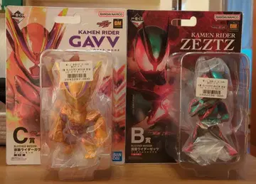 제일복권 가면라이더 젝스 & 가브 피규어 세트