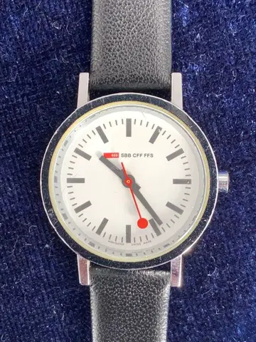 [배터리 교환 완료] MONDAINE 몽디안 여성용 쿼츠 손목시계