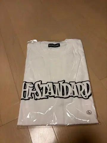 하이-스탠다드 화이트 로고 T셔츠 L 사이즈 미사용 미개봉 새상품