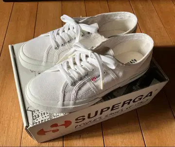 [ 새상품 ] SUPERGA 2750 CLASSIC 화이트 39 사이즈