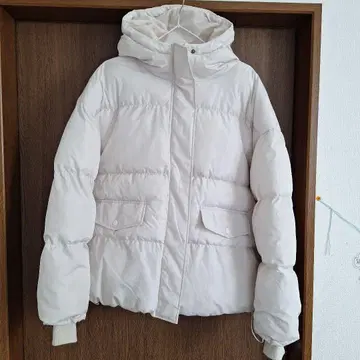 새상품 다운 자켓 M-L 아이보리