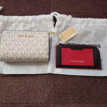 MICHAEL KORS 이단 접이식 지갑 & 카드 케이스