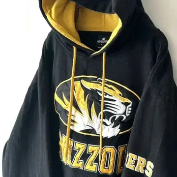 콜로세움 미주리 자수 맨투맨 후드티 L 블랙 블랙 구제 의류