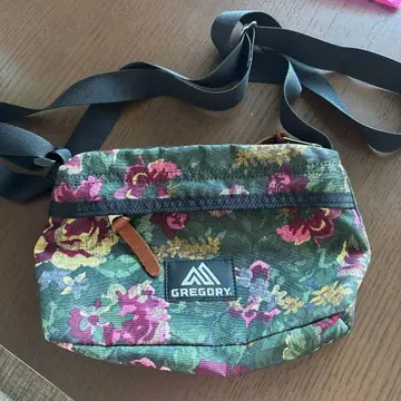 GREGORY 꽃무늬 숄더백