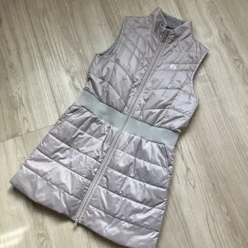 adabor 라이트 그레이 퀼팅 베스트