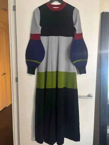 BALLOON SLEEVE KNIT OP 벌룬 슬리브 니트 원피스