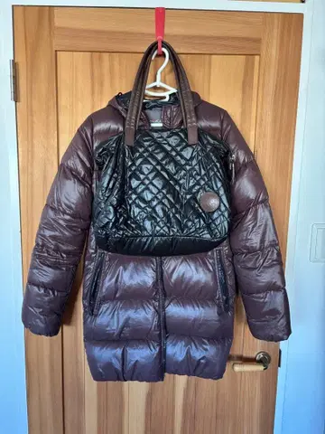 헌팅월드 토트백