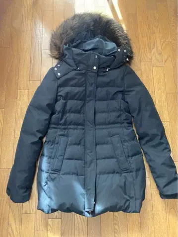 ZARA 퍼 후드 블랙 다운 자켓