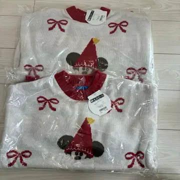 새상품 2개 릴린린 스웨터 크리스마스 2025 디즈니랜드