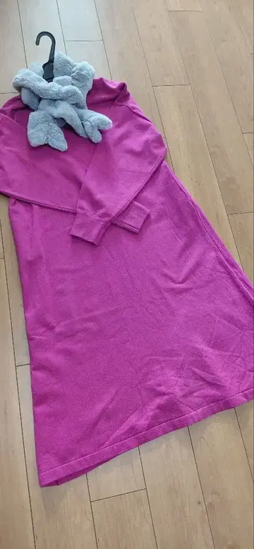 쇼킹 핑크 긴팔 니트 롱 원피스 L부터 LL 사이즈