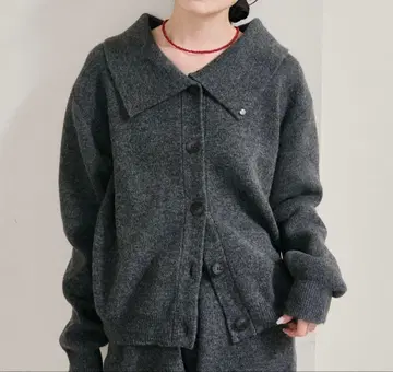 mystic 카라 부착 플레이트 니트 가디건