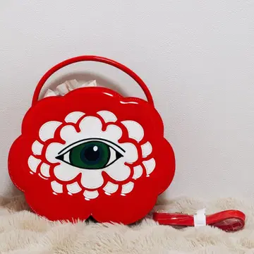 히구치 유코 씨 눈 꽃 백 미사용품