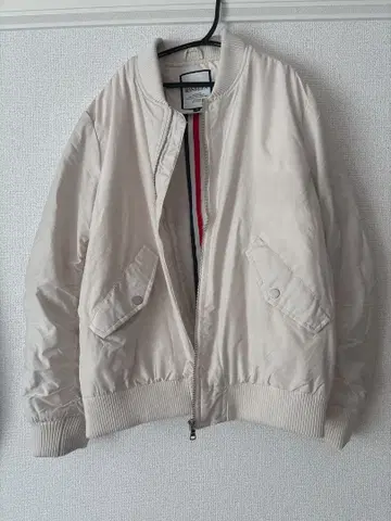 절찬 유럽제 불가리아 발 RISELIN MA-1 자켓