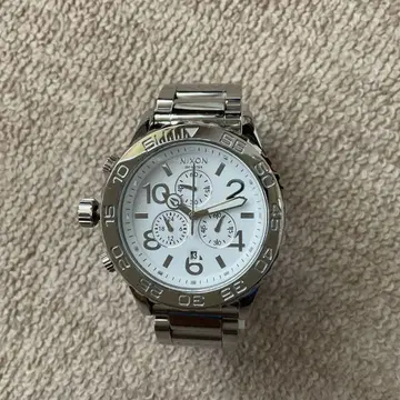 NIXON 42-20 크로노그래프 손목시계