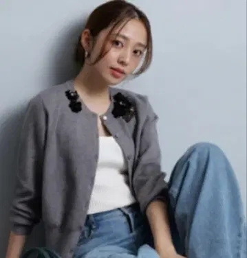 JUSGLITTY 비쥬 모티브 가디건 그레이 택 포함 새상품