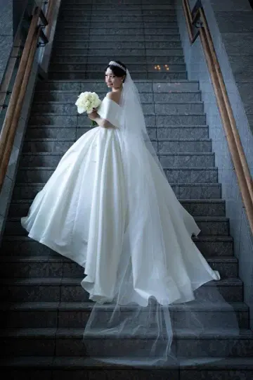 YNS WEDDING 웨딩 드레스 오프숄더 화이트