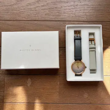 ALETTE BLANC 아렛트블랑 손목시계 썬플라워