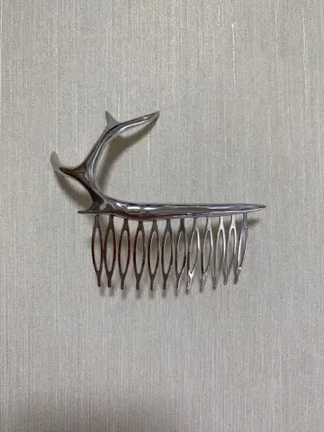 플뤼 plume 앤틀러 빗 실버