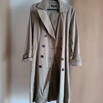 베이지 트렌치코트 소매 벨트 포함 (사이즈 3)