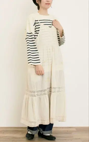 사만사 모스모스 원피스 랜덤 자수 원피스 아이보리