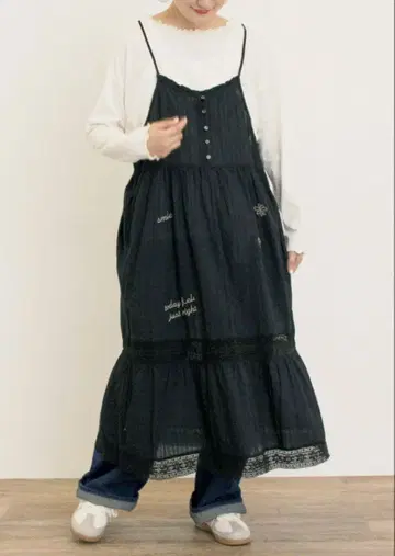 사만사 모스모스 원피스 랜덤 자수 원피스 블랙