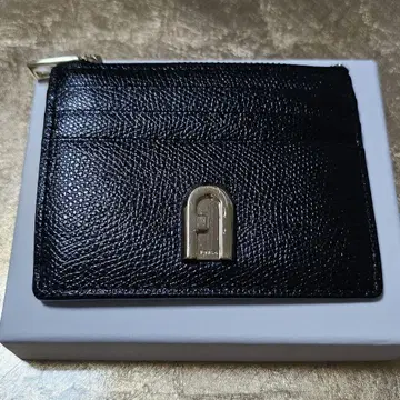 FURLA 카드 케이스 정기권 케이스 코인 케이스