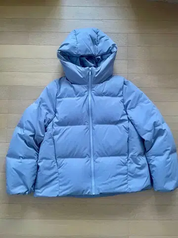 유니클로 후드 부착 다운 자켓
