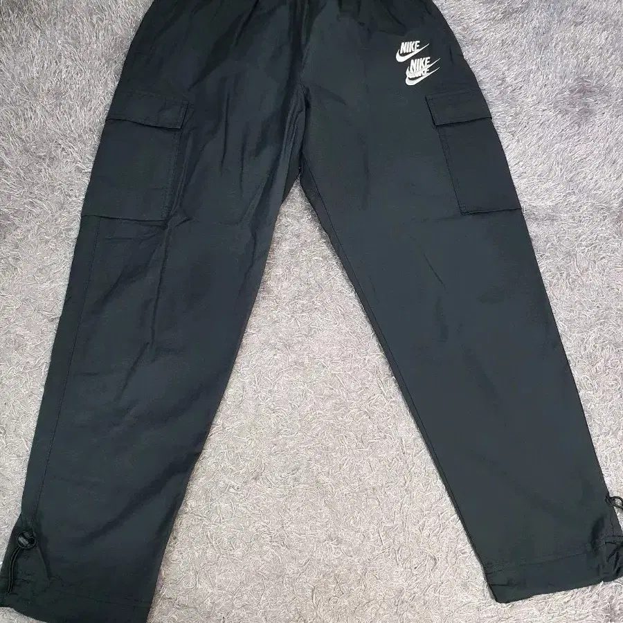 nike world tour cargos