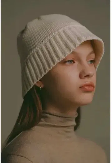 rielle riche Low Count Yarn Knit Hat