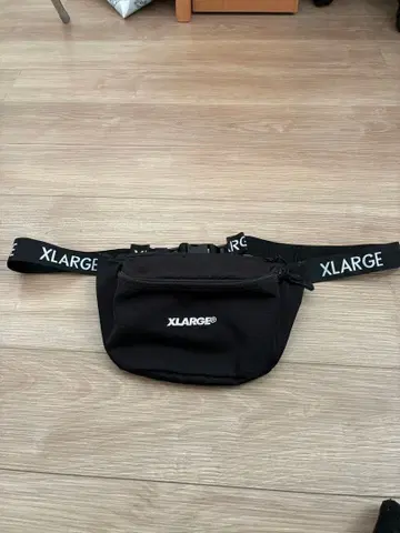 XLARGE 바디백 웨스트 파우치 블랙