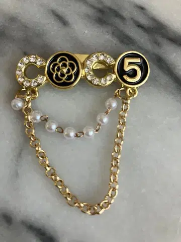 골드 브로치 C C 코코 레어 SALE