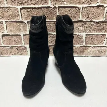 MU emotion 숏부츠 35 블랙 스웨이드 느낌 와이드 힐 뜨개질