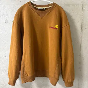 브라운 로고 자수 맨투맨