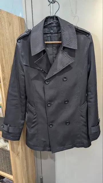 블랙 트렌치코트 더블 브레스트