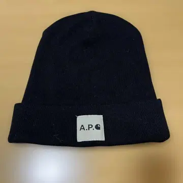 A.P.C. 네이비 니트 모자 원사이즈