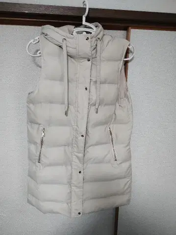 ZARA 후드 부착 베이지 다운 베스트 롱