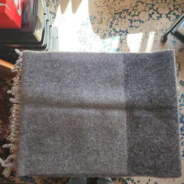 유니클로 수플레얀  스톨 그레이