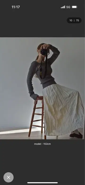 슬릿 숄더 니트 차콜 그레이