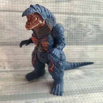 울트라 괴수 피규어 골자