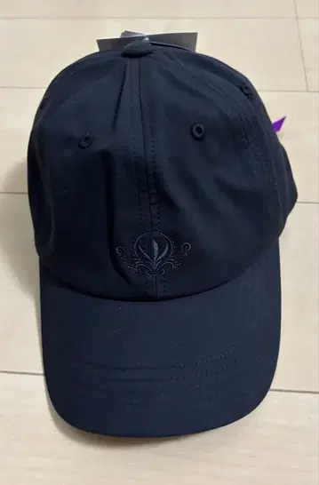 시마무라 치하루 씨 안나 엘사 캡