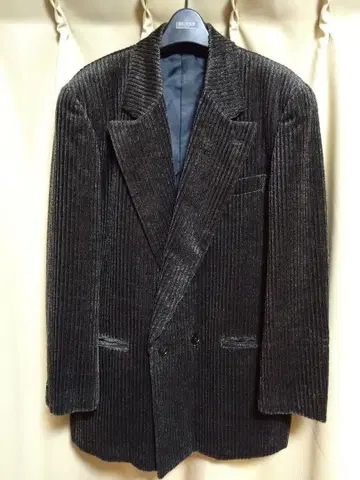 GREMODUS 테일러드 자켓 블랙 스트라이프