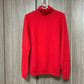 유니클로 캐시미어 터틀 스웨터